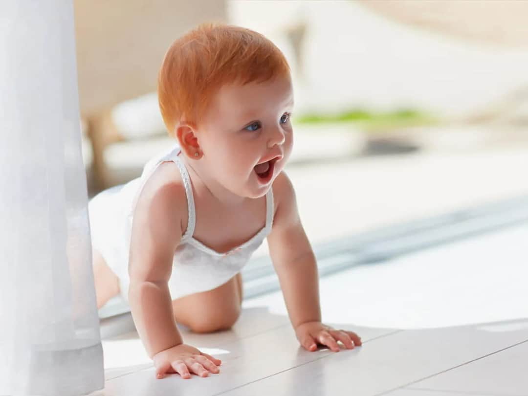 Kiedy dziecko chodzi? Dowiedz się, co wpływa na rozwój malucha