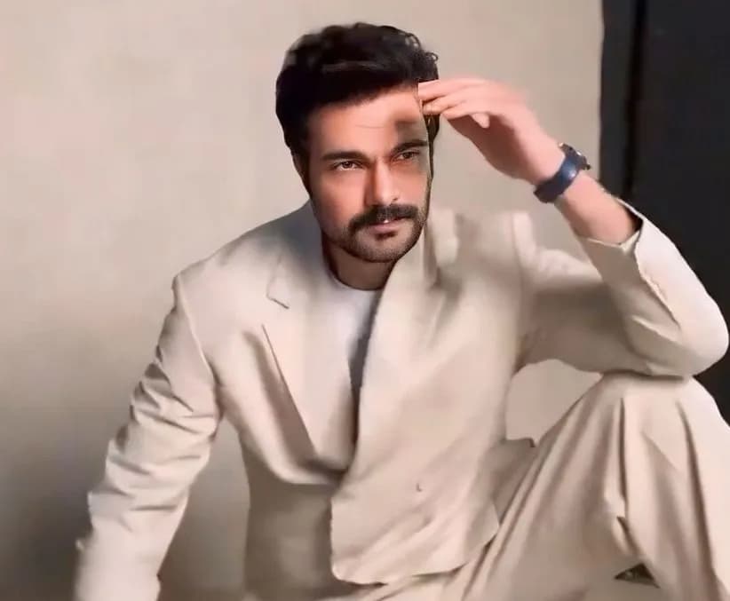 Halil Ibrahim Ceyhan ile ma lat? Zaskakujące fakty o wieku aktora