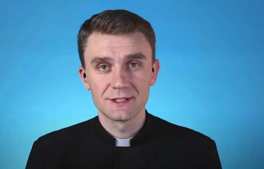 Ile lat ma ks. Teodor Sawielewicz? Zaskakująca historia jego życia